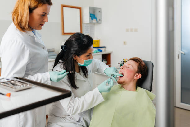 Best Emergency Dentist for Knocked-Out Tooth in Pine Mountain Lake, CA